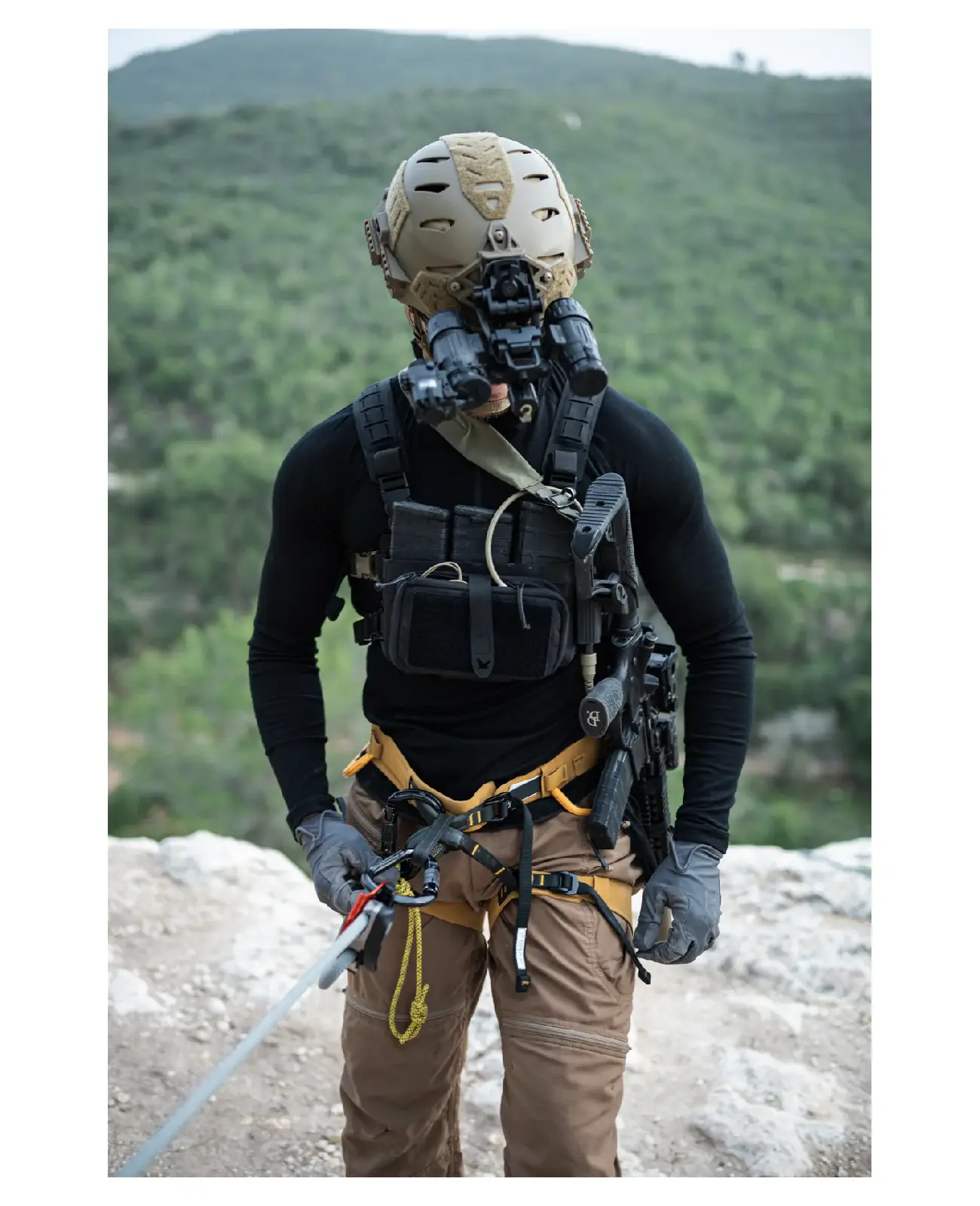 פונדת אדמין ALPHA ADMIN POUCH - Night Heron פונדת אדמין ALPHA ADMIN POUCH - Night Heron